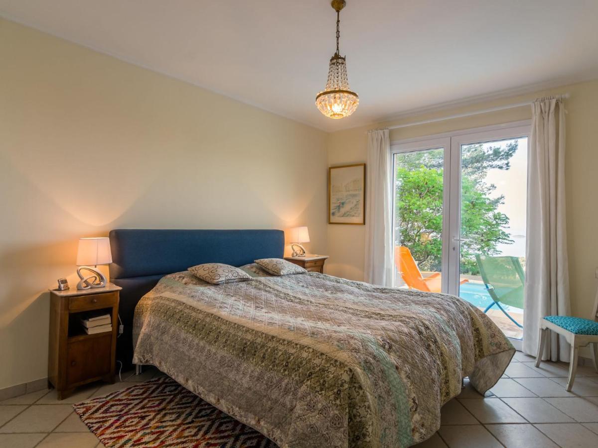 Pretty House With Sea View On The Hy Res Villa Hyeres Room photo